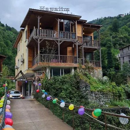 Hayalim Bed & Breakfast *