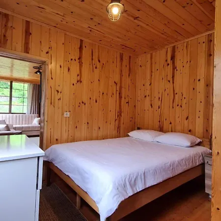 Bed & Breakfast Hayalim *